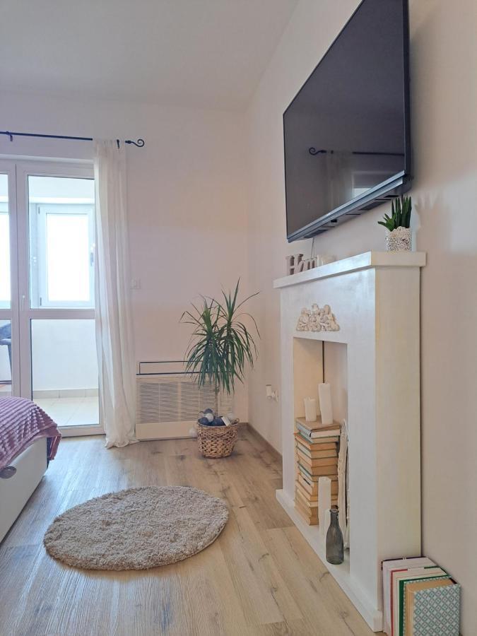 Apartman Karmen Vodice Bagian luar foto